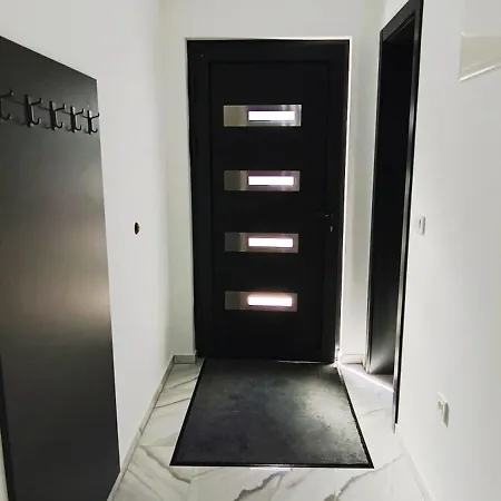 Apartment Luka *