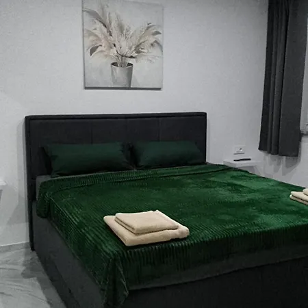 Luka Apartment