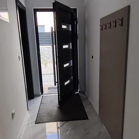 Luka Apartment